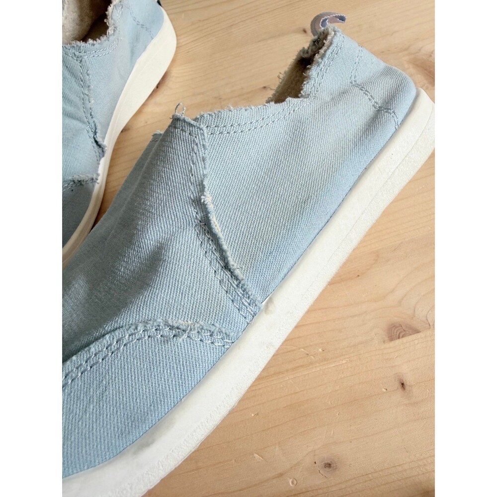 Vionic Beach slip on sneakers - Picture 7 of 8